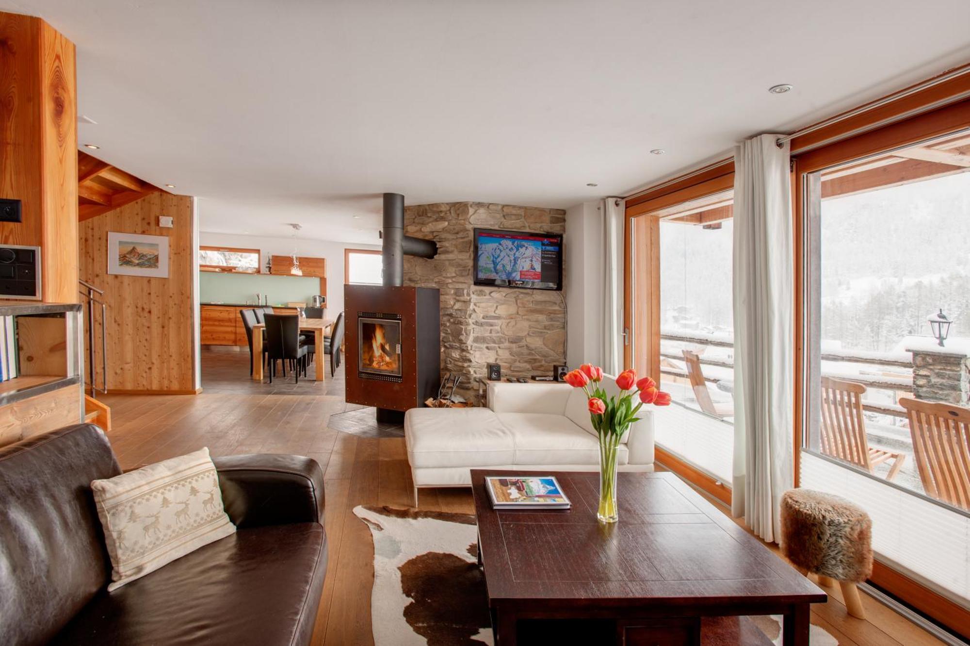 Luxury & By Mountain Exposure Apartment
